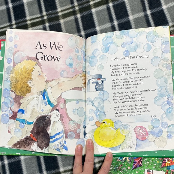 Vtg Time Life for Children Series Little People Big Book 1989 About Ourselves - Picture 6 of 8